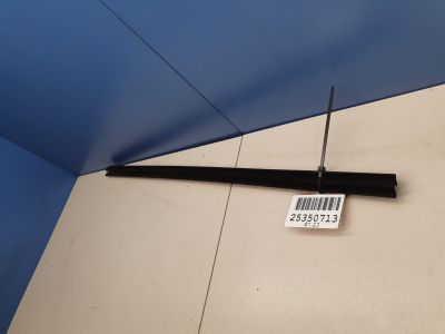 Накладка стекла задней левой двери для Land Rover Discovery Sport 2014-