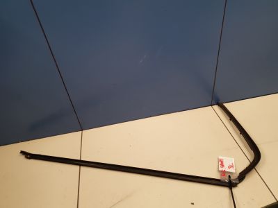 Молдинг стекла задней левой двери для Land Rover Discovery Sport 2014-