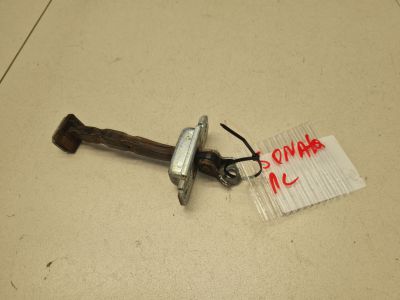 Ограничитель двери передней левой для Hyundai Sonata YF 2010-2014