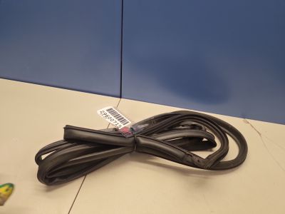 Уплотнитель двери передней левой для Hyundai Sonata YF 2010-2014