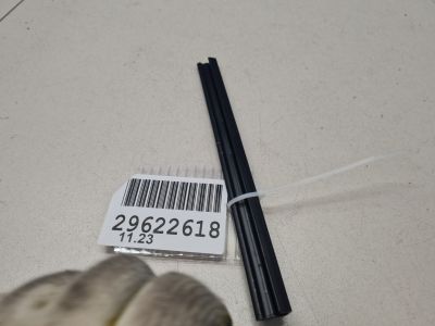 Уплотнитель глухого заднего стекла для BMW 3 F30 2011-2018