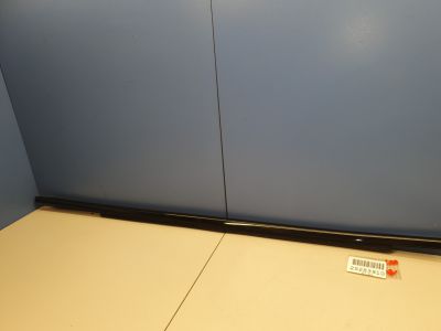 Молдинг стекла задней правой двери для BMW 5 G30 F90 2016-