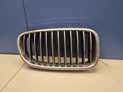 Решетка радиатора правая для BMW 5 F10 2009-2017