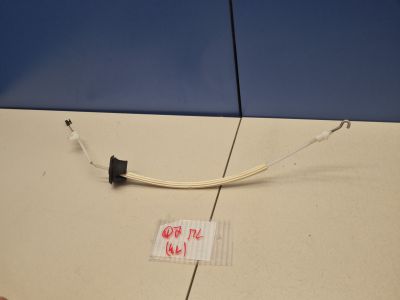 Трос открывания передней двери для Audi Q7 4L 2005-2015