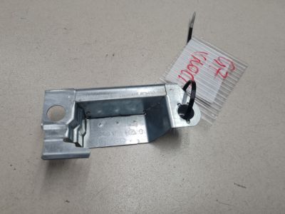 Кронштейн двери багажника левый для Audi Q7 4L 2005-2015