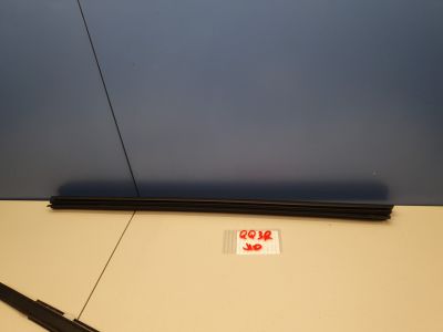 Накладка стекла задней правой двери для Nissan Qashqai J10 2006-2014