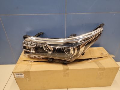 Фара левая для Toyota Corolla E18 2013-