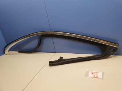 Уплотнитель стекла двери задний правый для Mercedes C-klasse W205 2014-