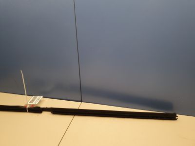 Накладка стекла задней правой двери для Mercedes C-klasse W205 2014-