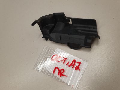 Защитный кожух замка правой двери для Skoda Octavia A7 2013-2020