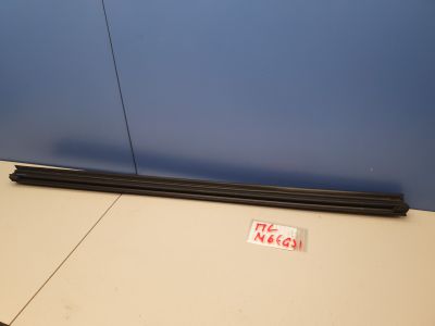 Накладка стекла передней левой двери для Mazda 6 GJ 2013-2019