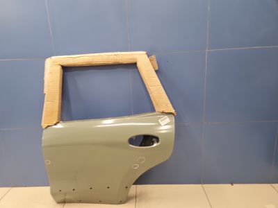 Дверь левая задняя для Hyundai Santa Fe SM 2000-2012