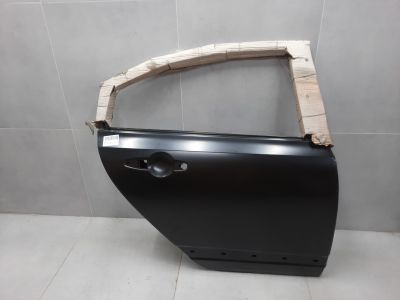 Дверь правая задняя для Honda Civic 4D 2006-2012