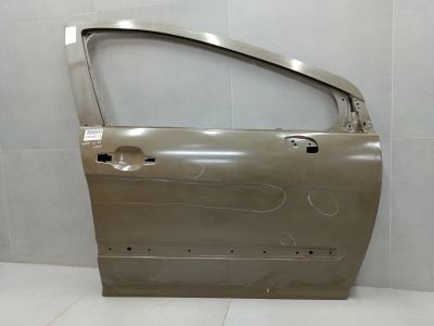 Дверь правая передняя для Peugeot 308 2007-2015