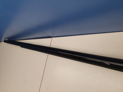 Молдинг стекла задней правой двери для BMW 5 G30 F90 2016-