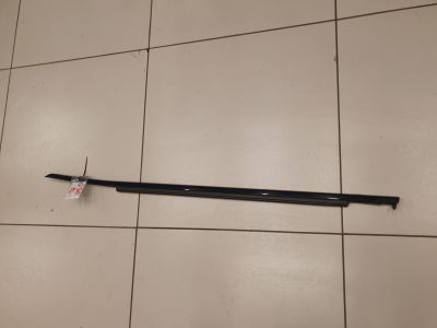 Молдинг стекла передней левой двери для BMW 5 G30 F90 2016-