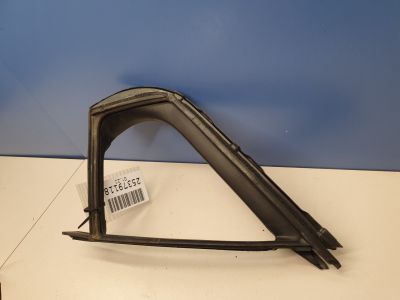 Уплотнитель стекла передней левой двери для Toyota Yaris 2011-2017