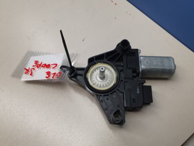 Моторчик стеклоподъёмника задний правый для Mercedes GLE-klasse C292 Coupe 2015-2019