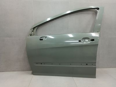 Дверь левая передняя для Peugeot 308 2007-2015