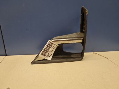 Рамка противотуманной фары правой для Toyota Land Cruiser Prado 150 2009-