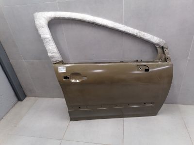 Дверь правая передняя для Peugeot 308 2007-2015