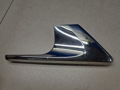 Молдинг решетки птф правый для Toyota Land Cruiser 200 2008-