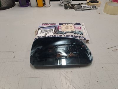 Зеркальный элемент правый для SsangYong Rodius 2013-