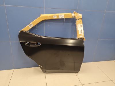 Дверь правая задняя для Toyota Corolla E18 2013-
