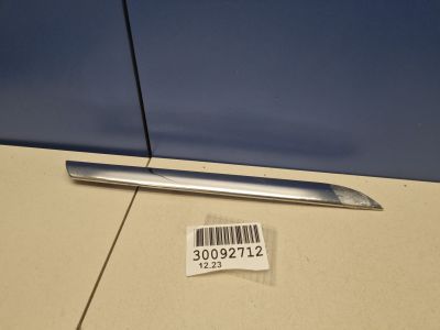 Молдинг решетки радиатора правый для Mercedes GLK-klasse X204 2008-2015