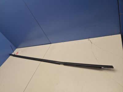 Молдинг стекла передней правой двери для Peugeot 508 2010-2018