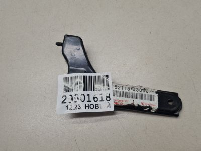 Кронштейн бампера переднего правый для Toyota Camry V30 2001-2006