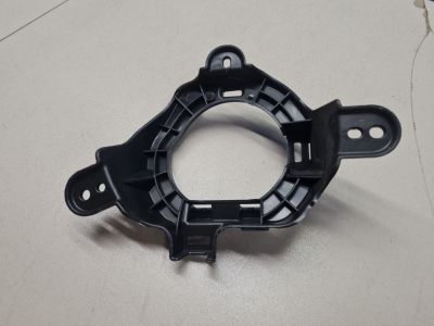 Кронштейн противотуманной фары правый для Toyota Land Cruiser 200 2008-