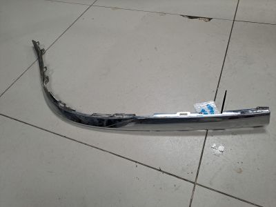 Молдинг заднего бампера левый для Jeep Grand Cherokee WK2 2010-