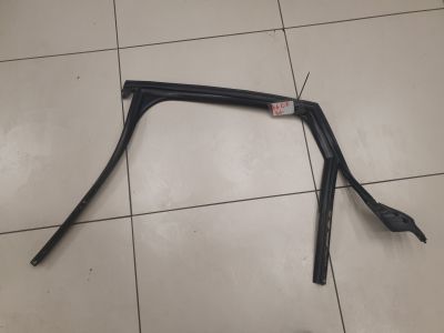 Уплотнитель стекла двери задний левый для Audi A6 S6 C7 2011-2018