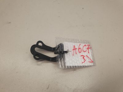 Уплотнитель замка двери для Audi A6 S6 C7 2011-2018