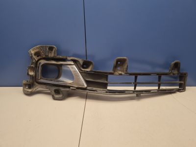 Решётка в бампер правая для Toyota Land Cruiser 200 2008-