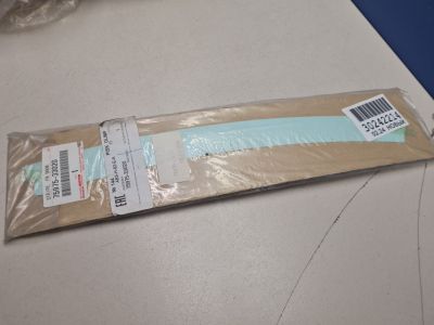 Наклейка рамки двери передней правой для Toyota Camry XV50 2011-2017