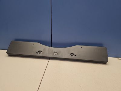 Накладка переднего бампера под номер для Toyota Camry V70 2017-