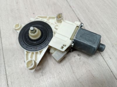 Моторчик стеклоподъёмника задний левый для Mercedes E-klasse W212 2009-2016