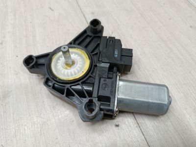 Моторчик стеклоподъёмника задний правый для Mercedes C-klasse W205 2014-