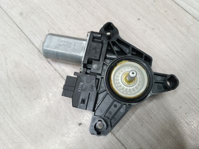 Моторчик стеклоподъёмника задний правый для Mercedes GLC-klasse X253 2015-