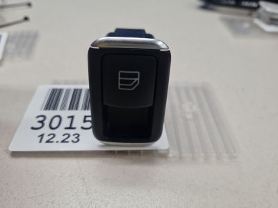 Кнопка стеклоподъемника для Mercedes A-klasse W176 2012-2018