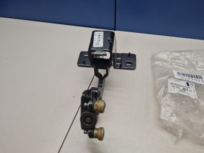 Ролик сдвижной двери центральный правый для Citroen Jumpy 2016-