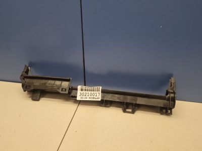 Кронштейн радиатора кондиционера для Mercedes GLA-klasse X156 2013-2020