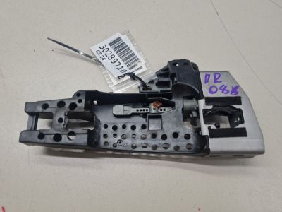 Кронштейн ручки двери передней правой для Audi A6 S6 C7 2011-2018