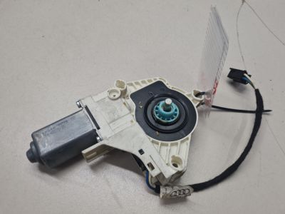 Моторчик стеклоподъёмника задний правый для Audi A6 S6 C7 2011-2018