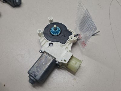 Моторчик стеклоподъёмника правый для BMW 5 F10 2009-2017