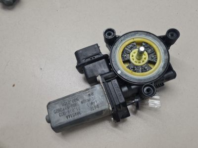 Моторчик стеклоподъёмника передний правый для BMW 3 F30 2011-2018