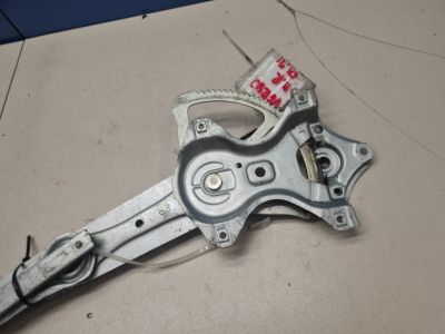 Стеклоподъемник передний правый для Toyota Verso 2009-2018