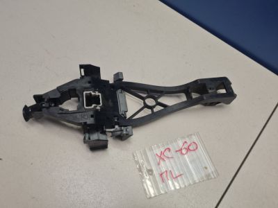 Кронштейн ручки двери передней левой для Volvo XC60 2008-2017